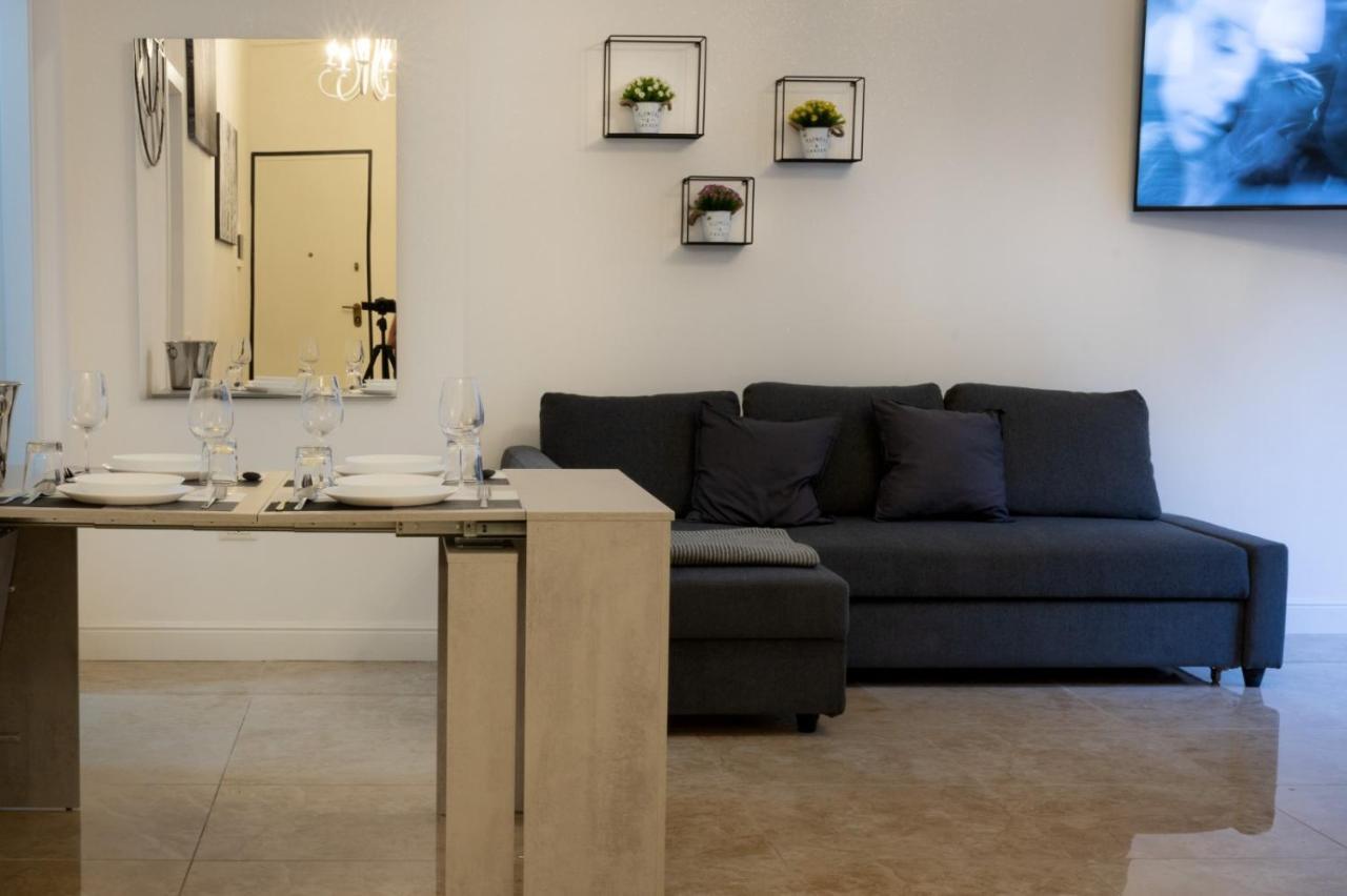 San Babila - Luxury Milanese Apartment Exteriér fotografie