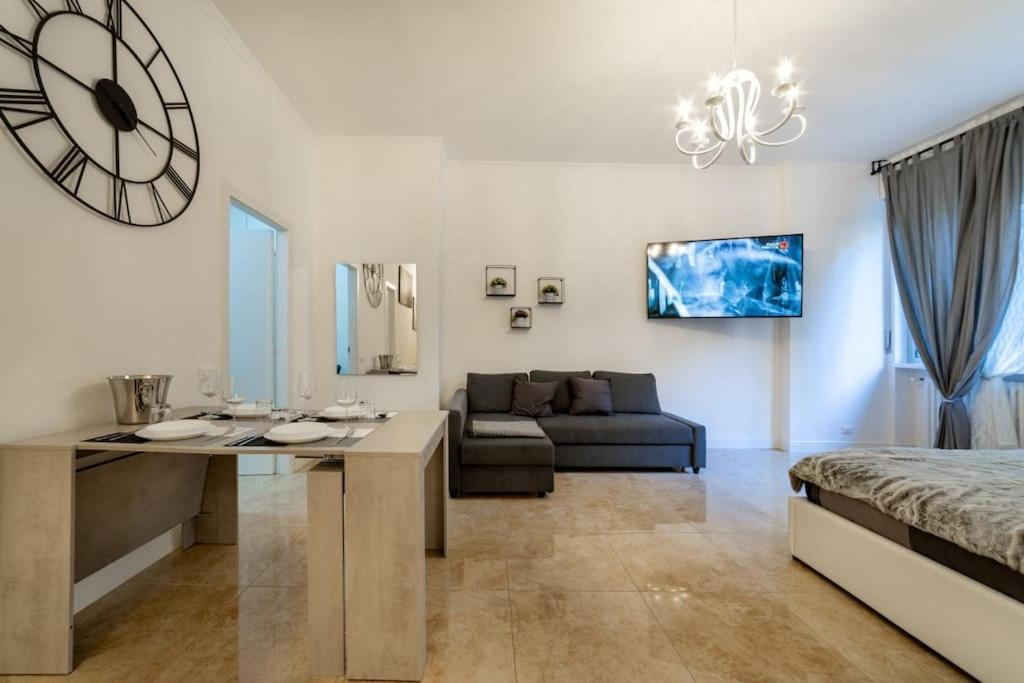 San Babila - Luxury Milanese Apartment Exteriér fotografie
