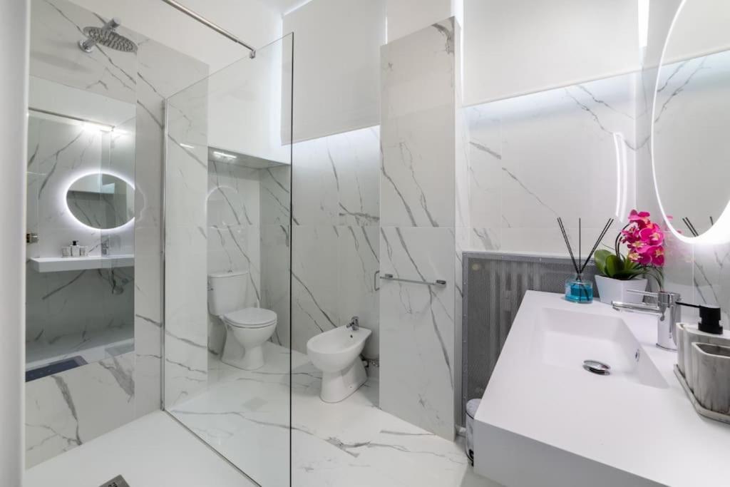 San Babila - Luxury Milanese Apartment Exteriér fotografie
