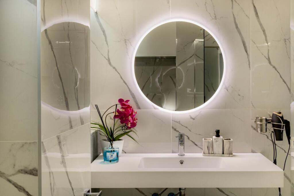 San Babila - Luxury Milanese Apartment Exteriér fotografie