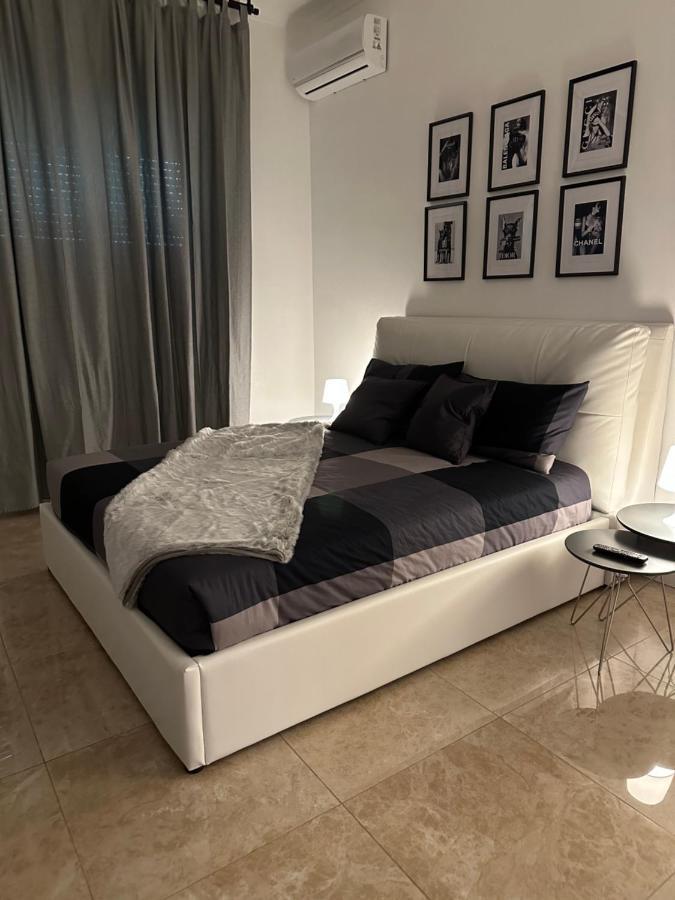 San Babila - Luxury Milanese Apartment Exteriér fotografie